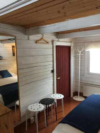 Кемпинги Iisakki Village Cottages Рука Бюджетный двухместный номер с 1 кроватью или 2 отдельными кроватями-5